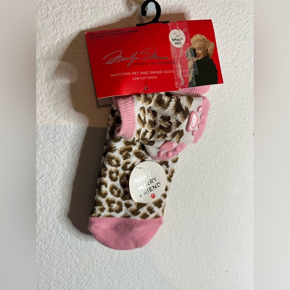 Marilyn Monroe Cheetah Print Matching Small Pet & Owner Low Cut Socks NWT Rubber